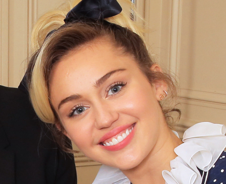 Miley Cyrus After Cosmetic Dentistry
